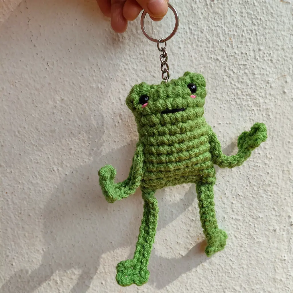 Crochet Frog Keychain – Green