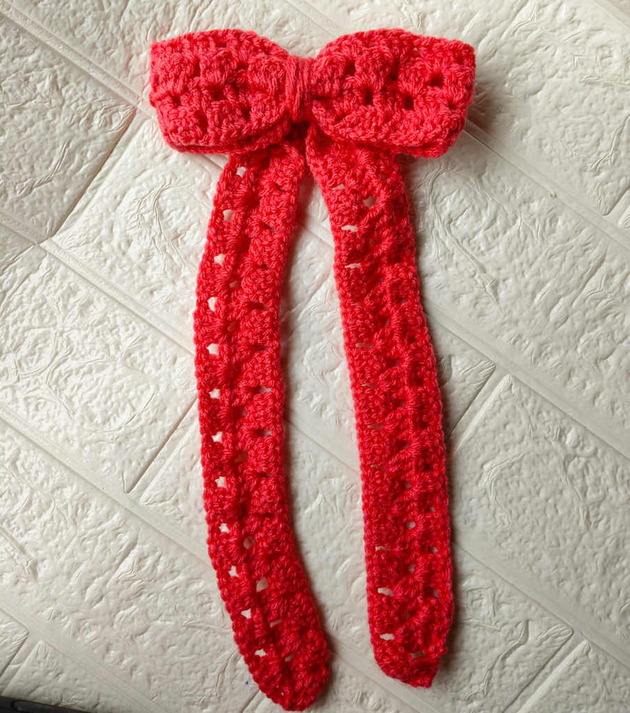 Crochet Bow Hair Clip – Scarlet Charm