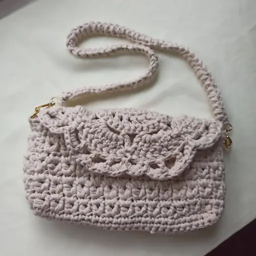 Crochet Sling Bag – Soft Blush