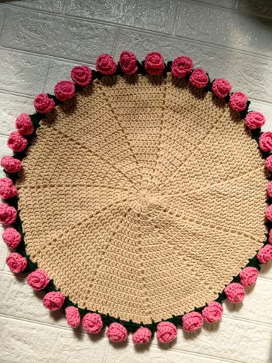 Handmade Crochet Floral Round Mat – Foldable Rose Bouquet Design
